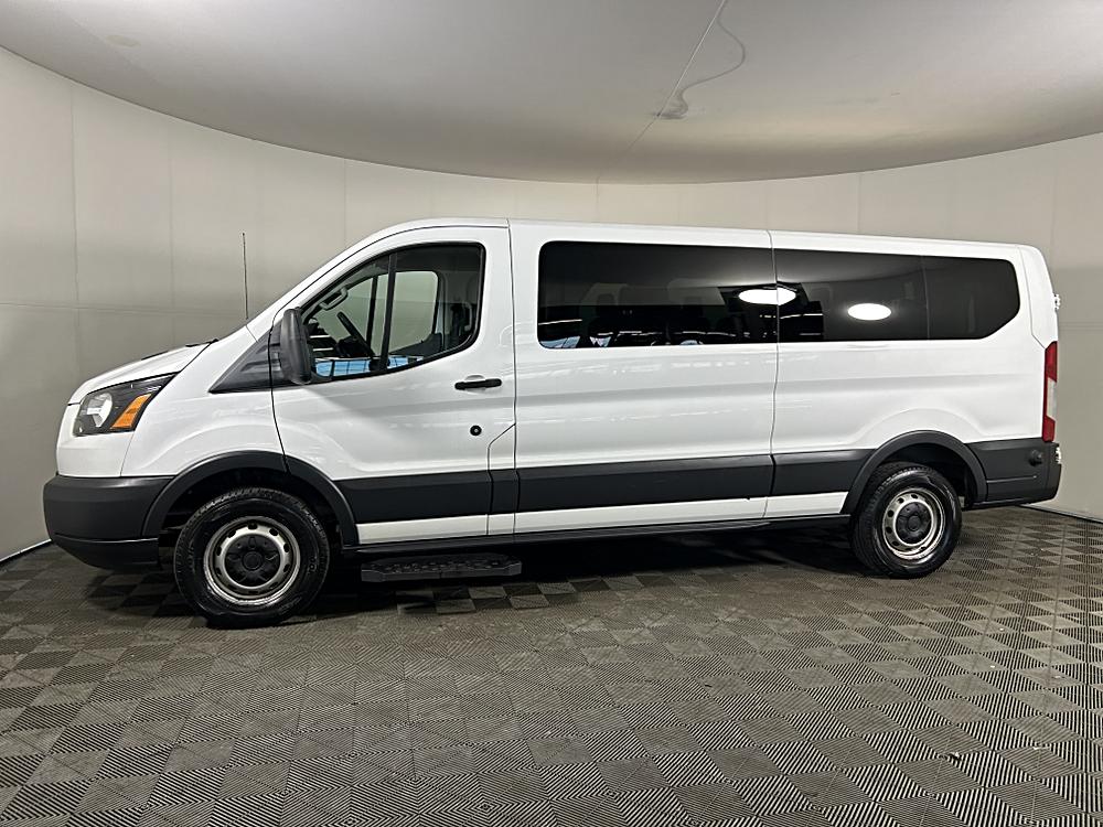 ford transit wagon 2018 1FBZX2ZM9JKB42734 image ford transit wagon 2018 1FBZX2ZM9JKB42734 image